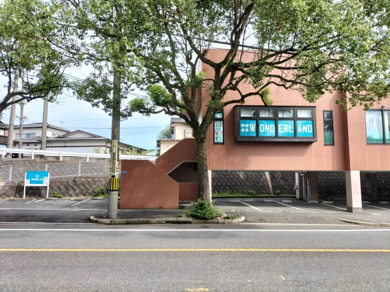 ワンダーランド周南店 外観